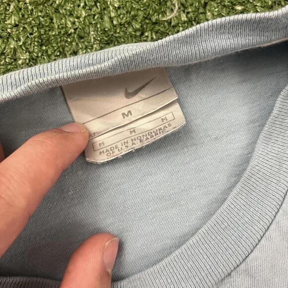 2000s Light Blue Side Swoosh T-shirt - Picture 4 of 6